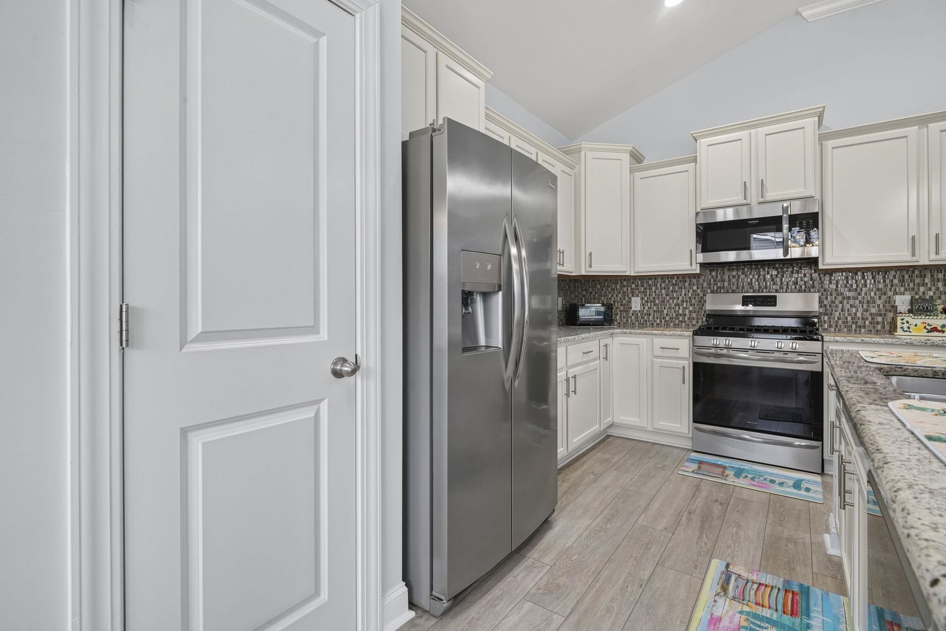 1450 Parish Way Photo 15