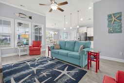 1450 Parish Way photo 4