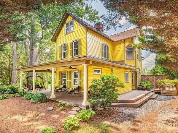 42 Church Street, Weaverville, NC 28787