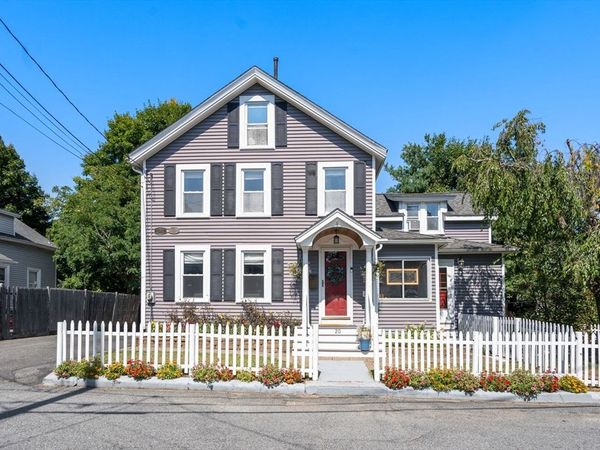 20 Curve St, Framingham, MA 01702