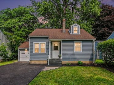 274 Newton Rd, Rochester, NY 14626