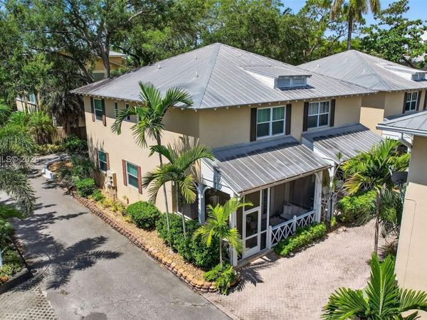 1214 W Las Olas Blvd , Fort Lauderdale, FL 33312