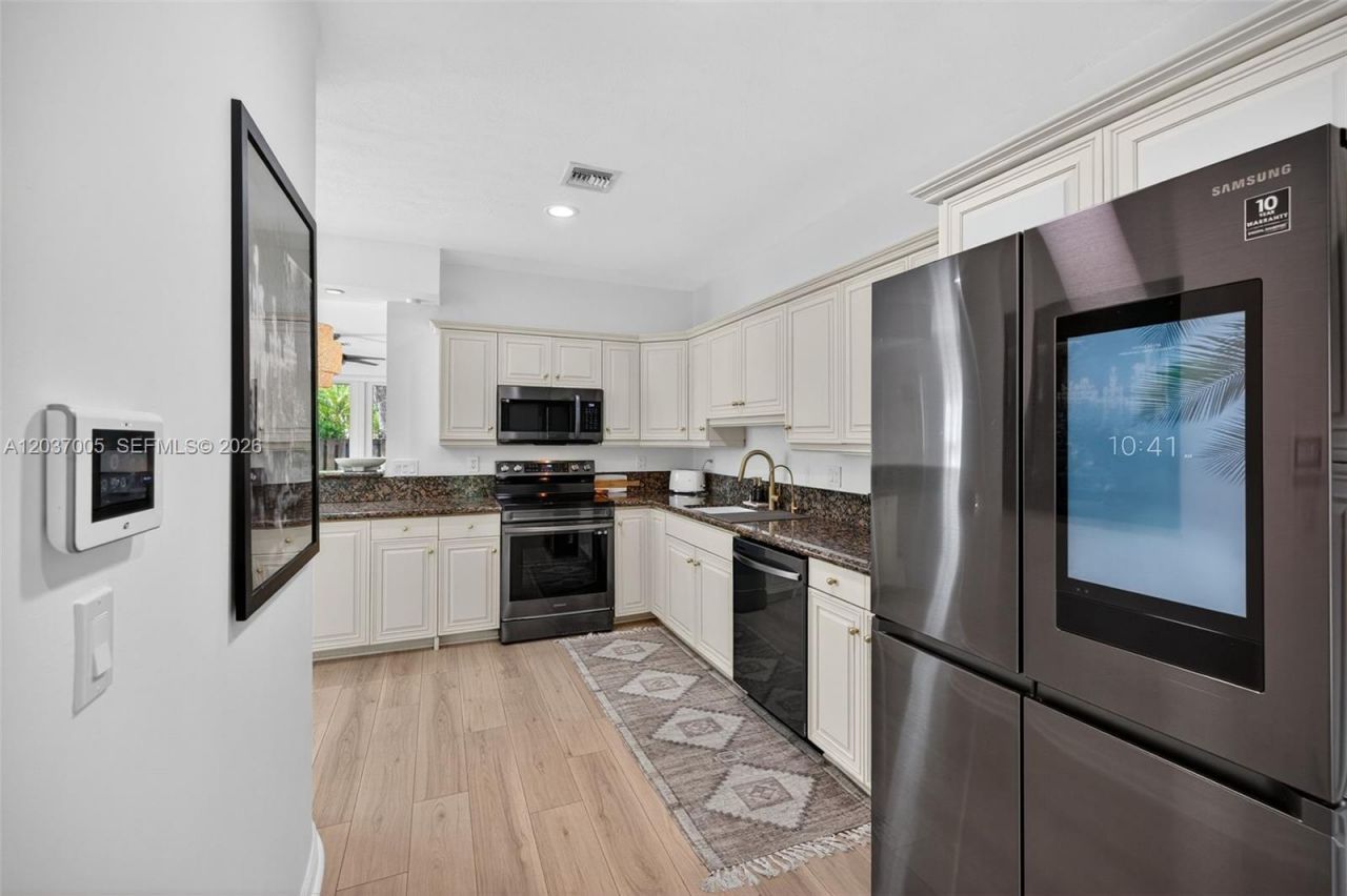 1214 W Las Olas Blvd , Fort Lauderdale, FL 33312 Photo