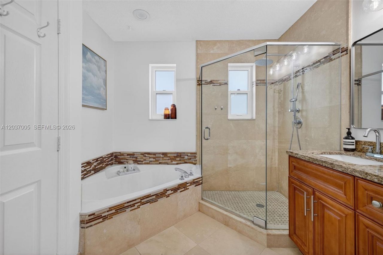 1214 W Las Olas Blvd , Fort Lauderdale, FL 33312 Photo
