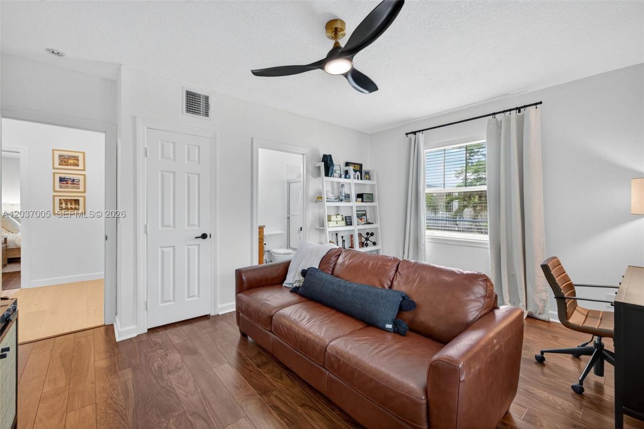 1214 W Las Olas Blvd , Fort Lauderdale, FL 33312 Photo
