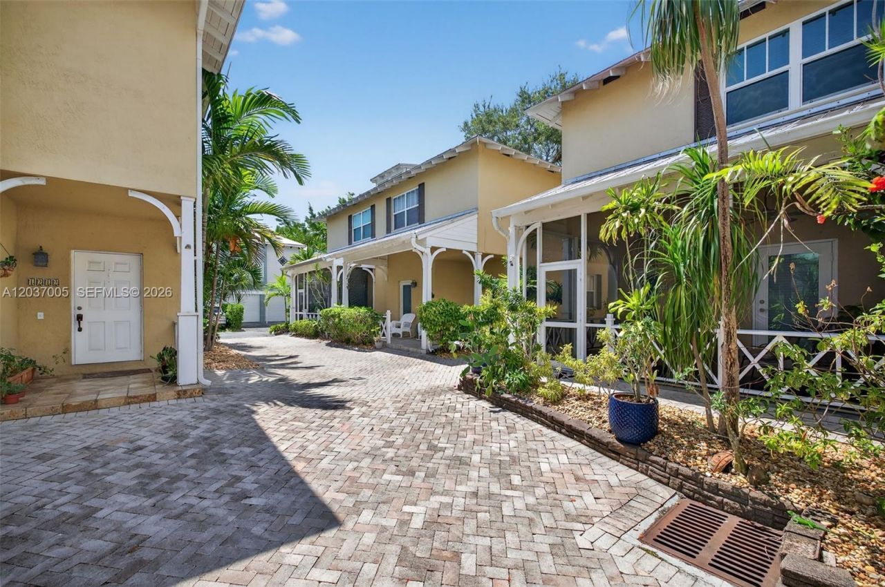1214 W Las Olas Blvd , Fort Lauderdale, FL 33312 Photo