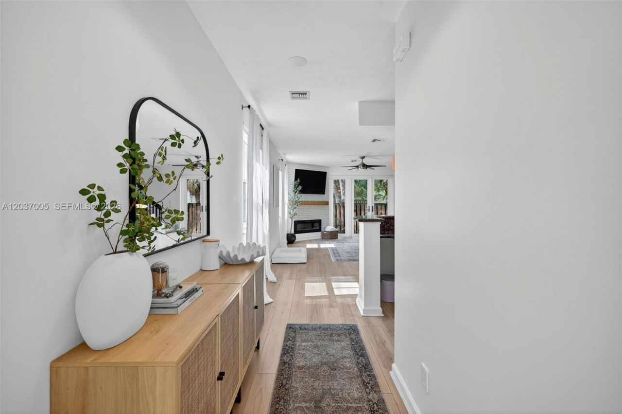 1214 W Las Olas Blvd , Fort Lauderdale, FL 33312 Photo