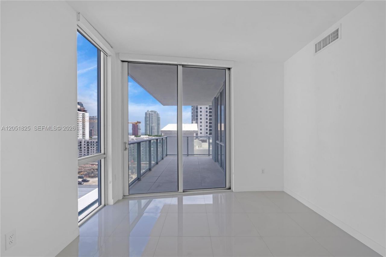 1010 SW 2nd Ave , Unit 1003, Miami, FL 33130 Photo