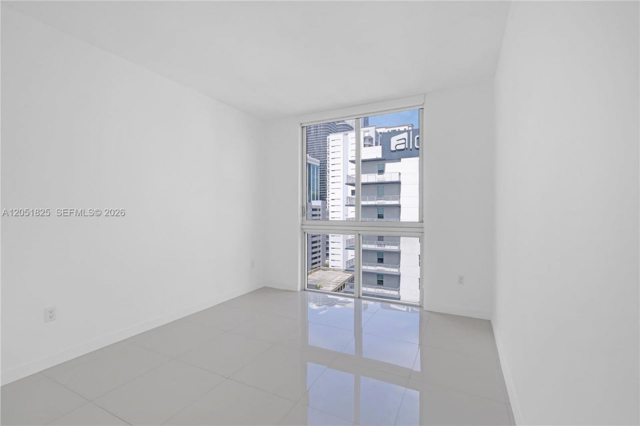 1010 SW 2nd Ave , Unit 1003, Miami, FL 33130 Photo