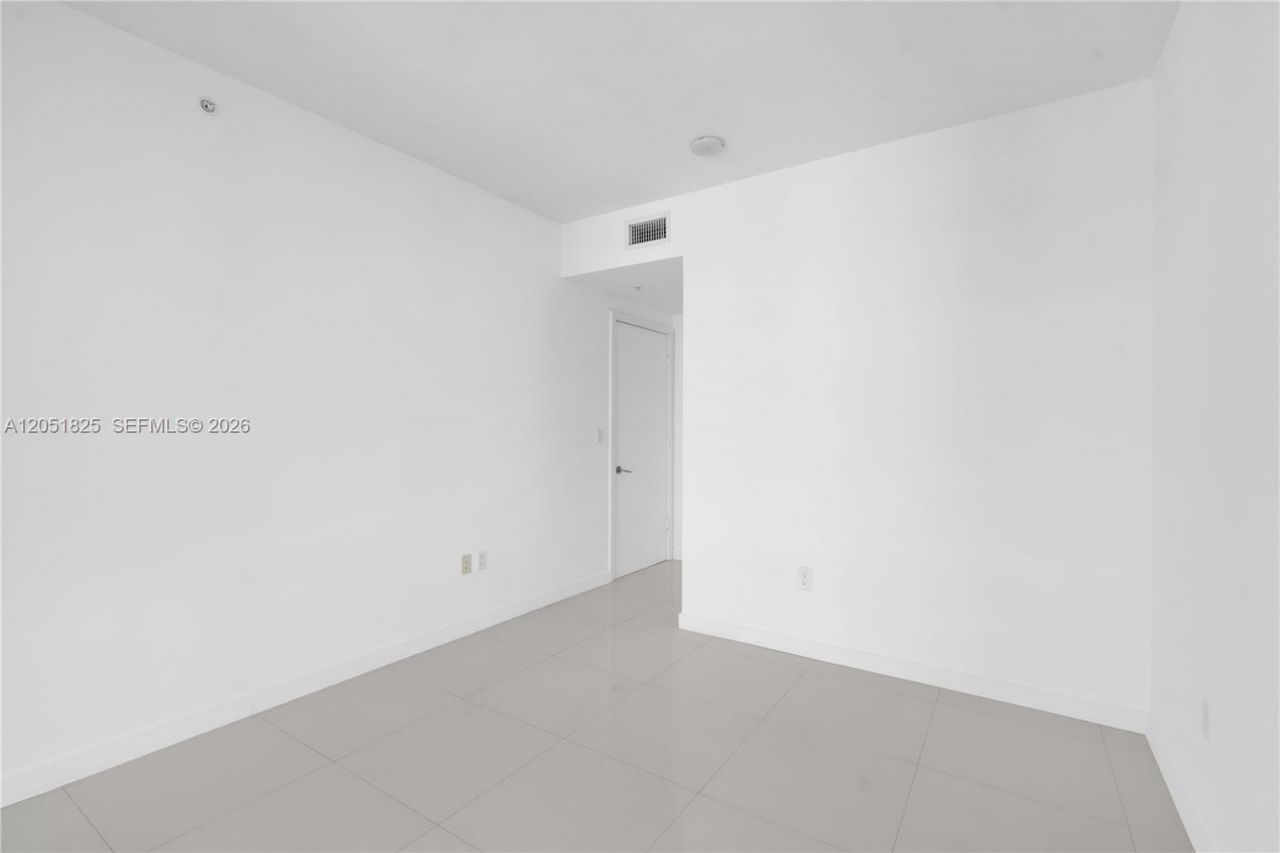 1010 SW 2nd Ave , Unit 1003, Miami, FL 33130 Photo