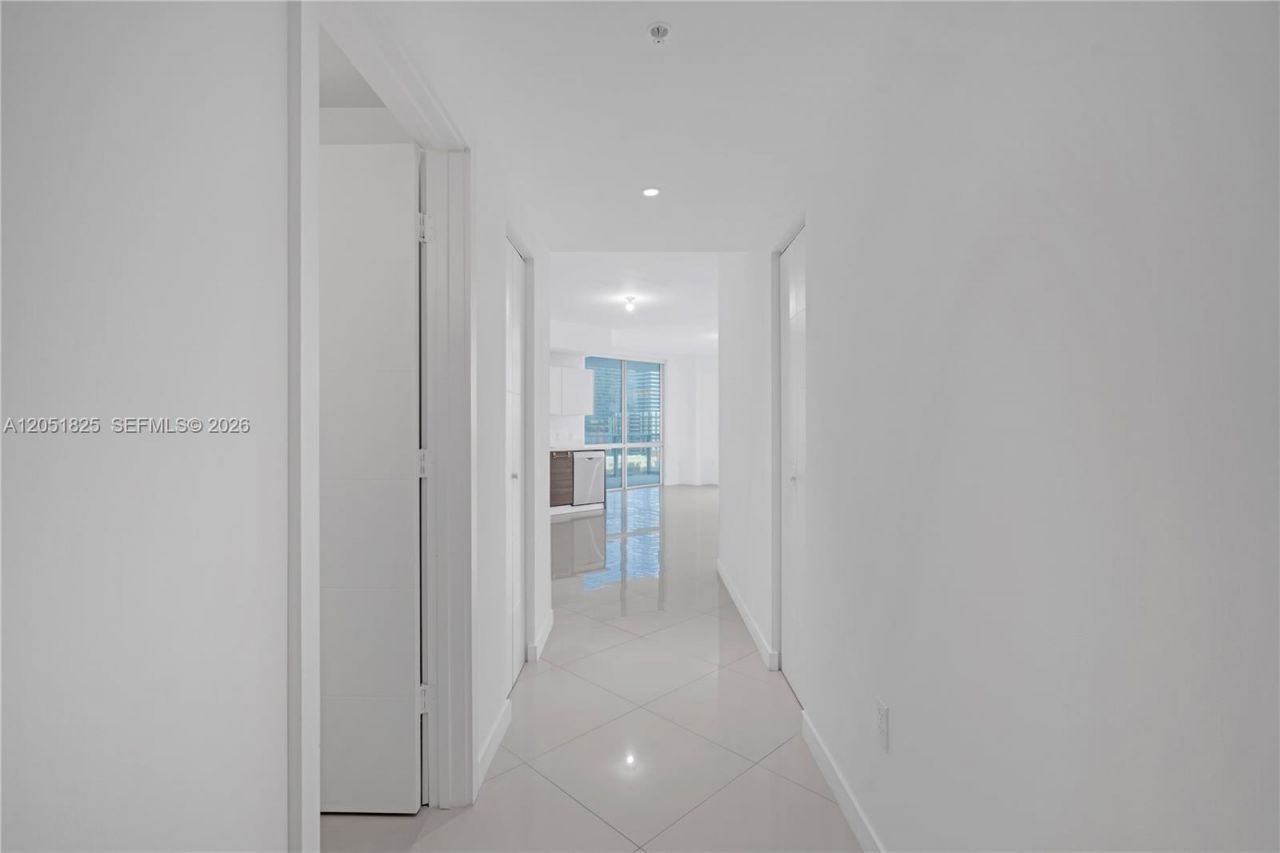 1010 SW 2nd Ave , Unit 1003, Miami, FL 33130 Photo