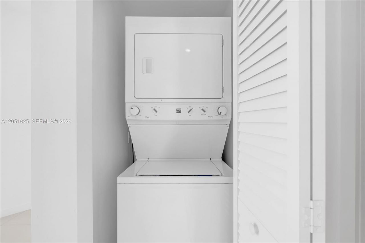 1010 SW 2nd Ave , Unit 1003, Miami, FL 33130 Photo