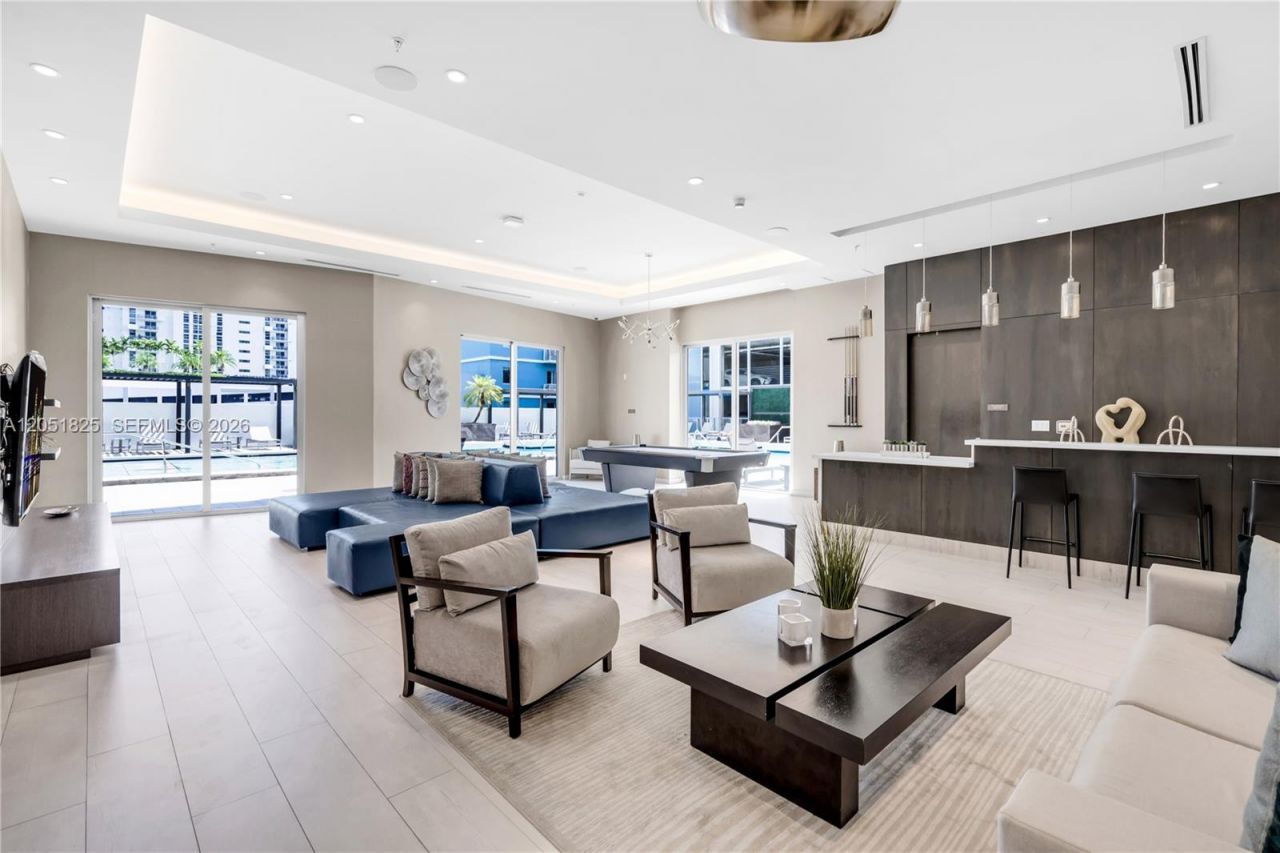 1010 SW 2nd Ave , Unit 1003, Miami, FL 33130 Photo