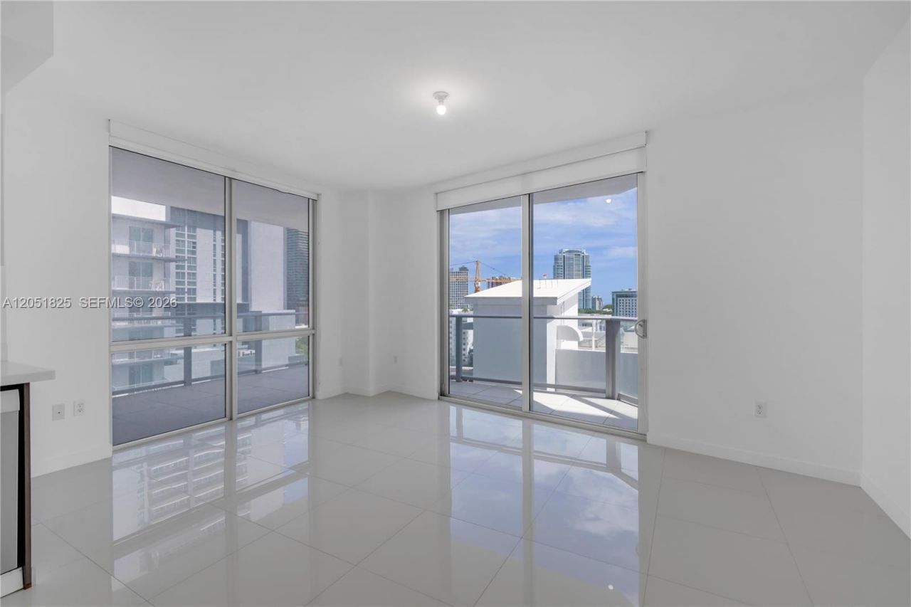 1010 SW 2nd Ave , Unit 1003, Miami, FL 33130 Photo