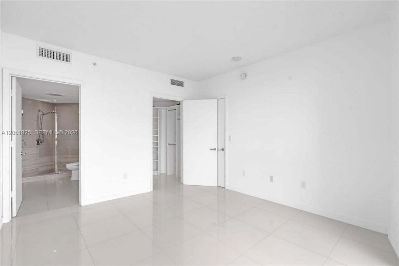 1010 SW 2nd Ave , Unit 1003, Miami, FL 33130 Photo