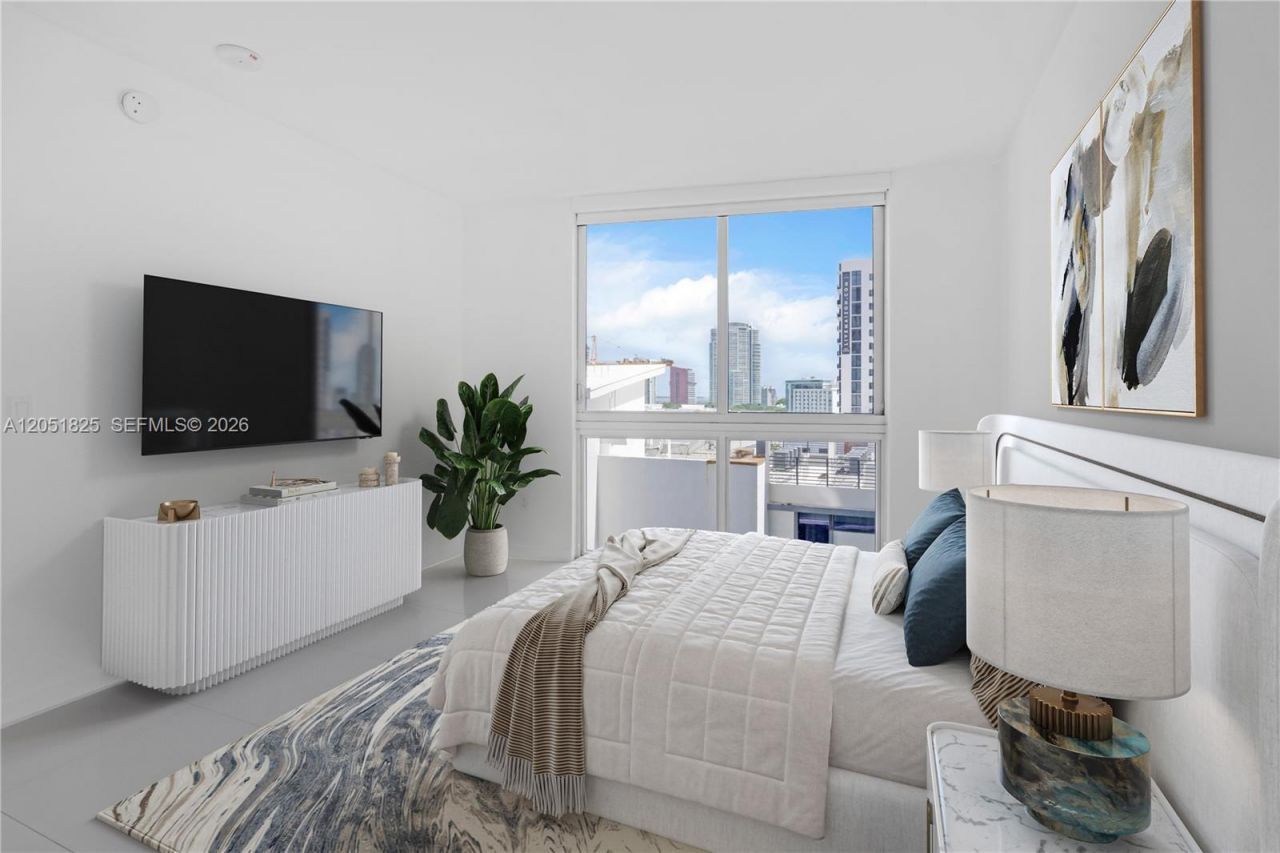 1010 SW 2nd Ave , Unit 1003, Miami, FL 33130 Photo