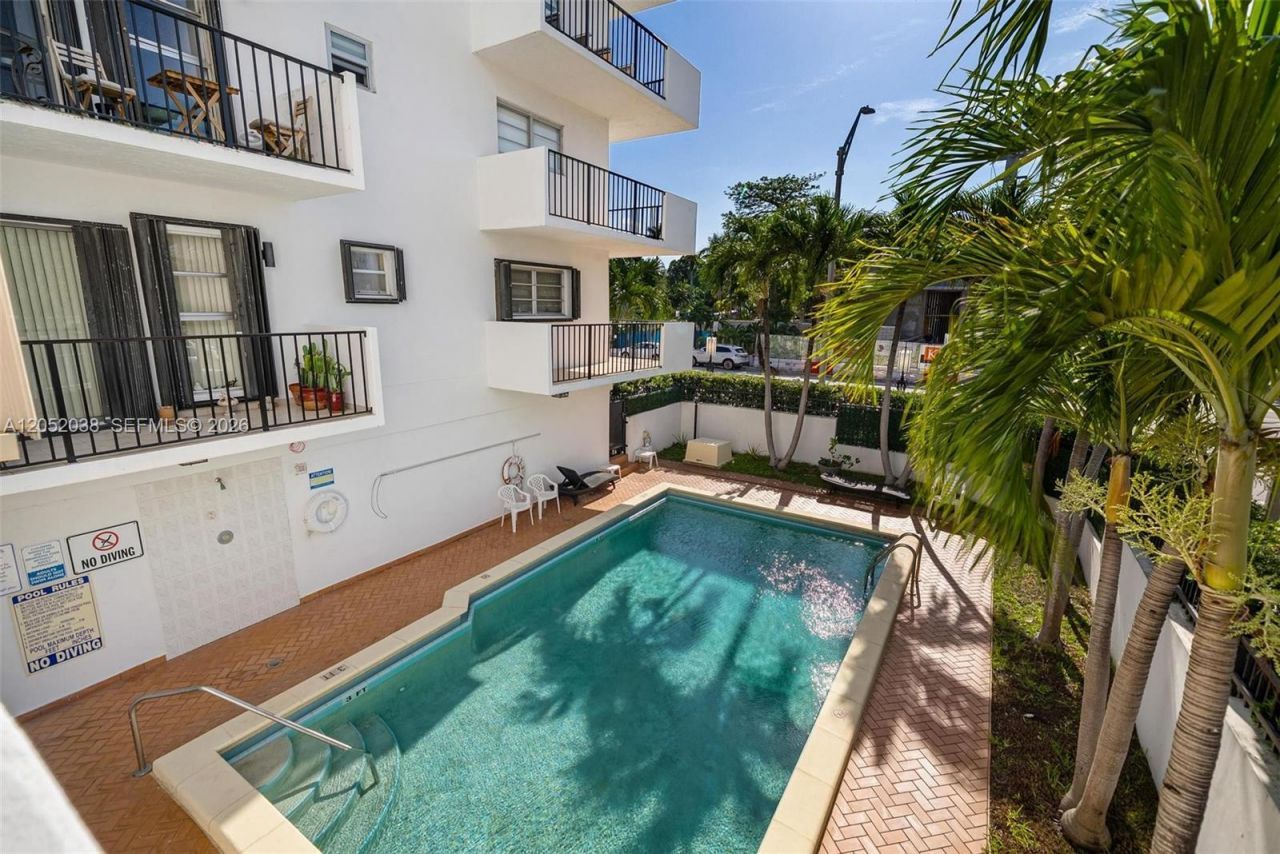 1900 Meridian Ave , Unit 204, Miami Beach, FL 33139 Photo