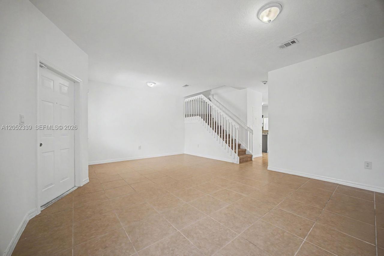 1668 SE 30th St , Unit 1, Homestead, FL 33035 Photo