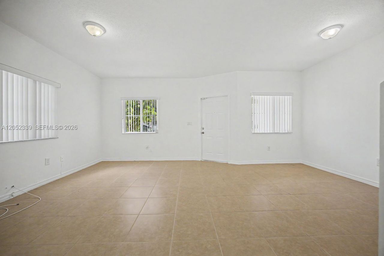 1668 SE 30th St , Unit 1, Homestead, FL 33035 Photo