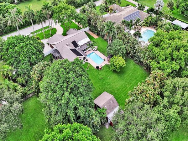 2255 SW 145th Ave, Davie, FL 33325