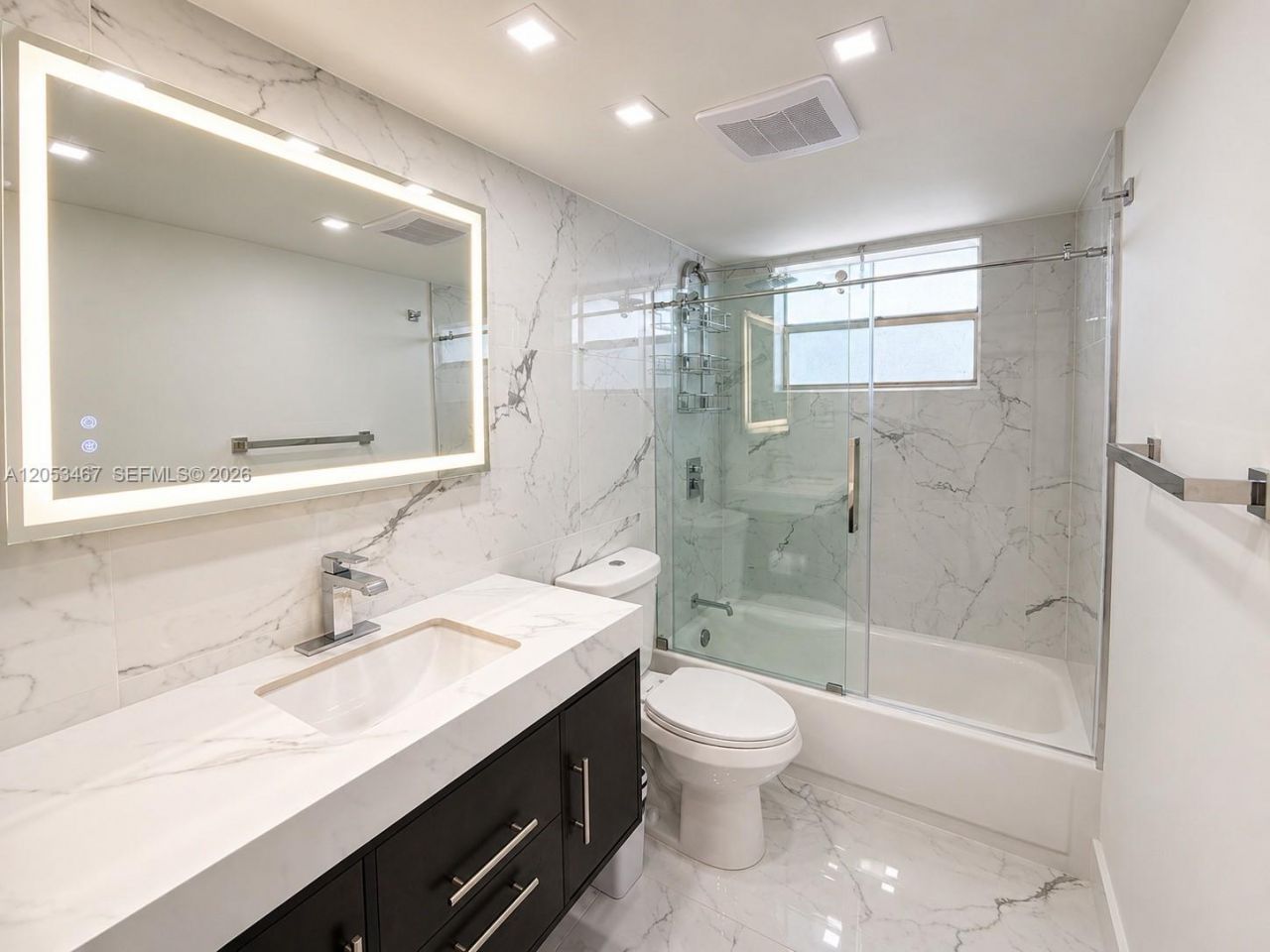 1750 NE 191st St , Unit 605-1, Miami, FL 33179 Photo
