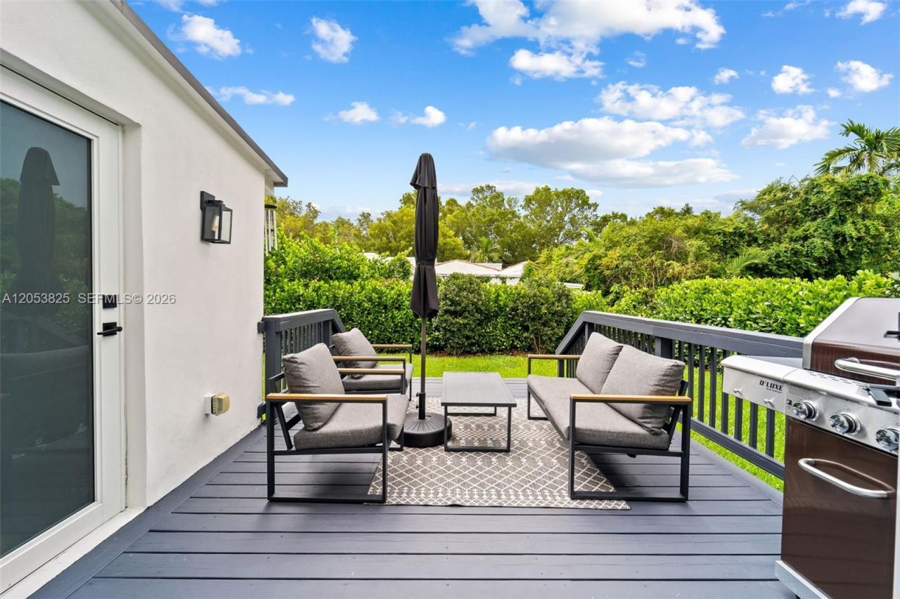 829 Granada Groves Ct , Coral Gables, FL 33134 Photo