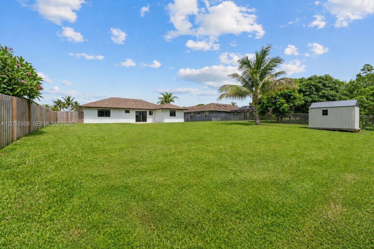 139 Galiano St , Royal Palm Beach, FL 33411 Photo