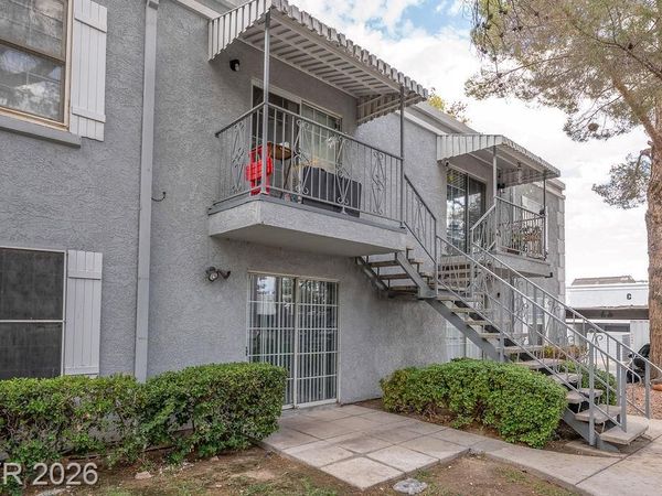3823 S Maryland Parkway , Unit B2, Las Vegas, NV 89119