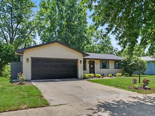 2008 Park Ridge Drive , Urbana, IL 61802