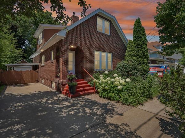 406 Maple Avenue, Madison, WI 53704