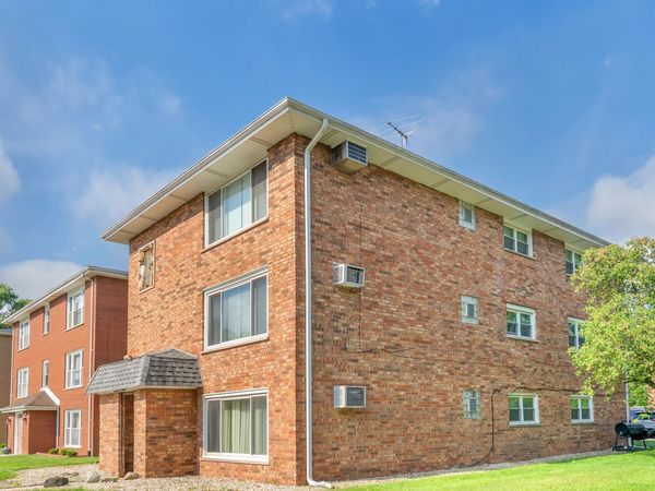 7100 Idaho Avenue , Hammond, IN 46323