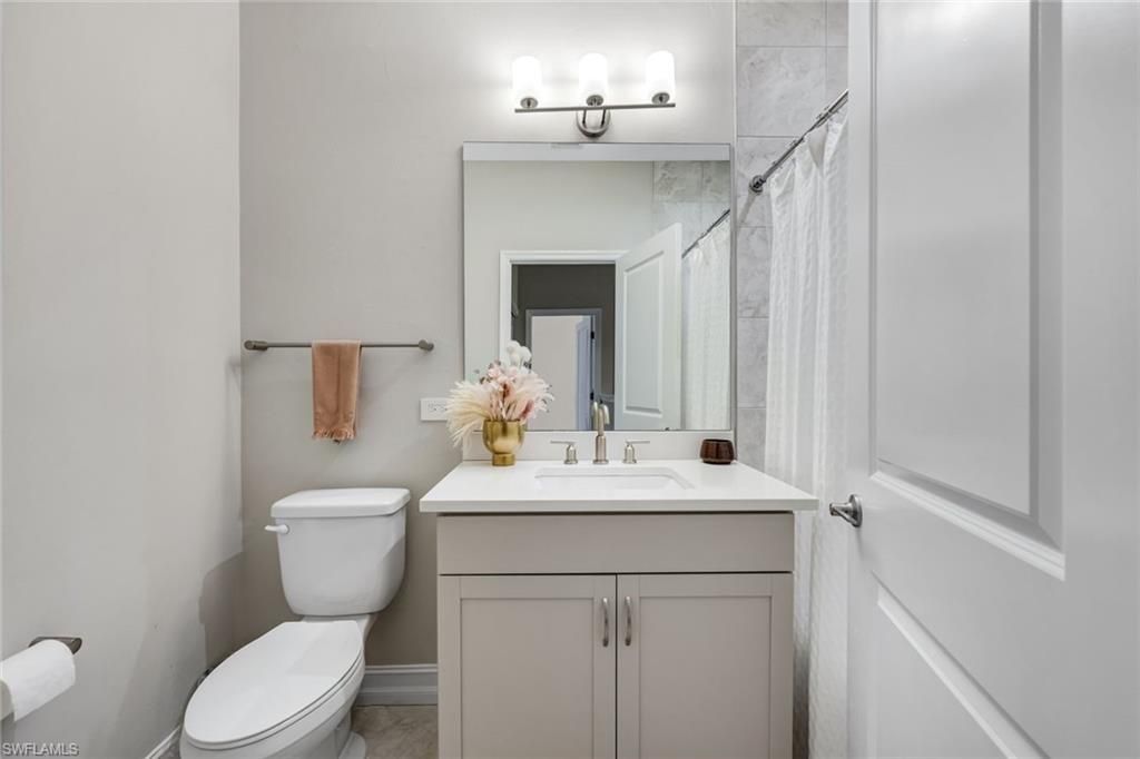 7348 Rockefeller Dr, Naples, FL 34119 Photo