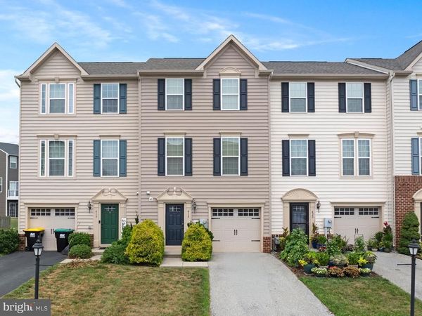 418 CHARLES AVENUE, HANOVER, PA 17331