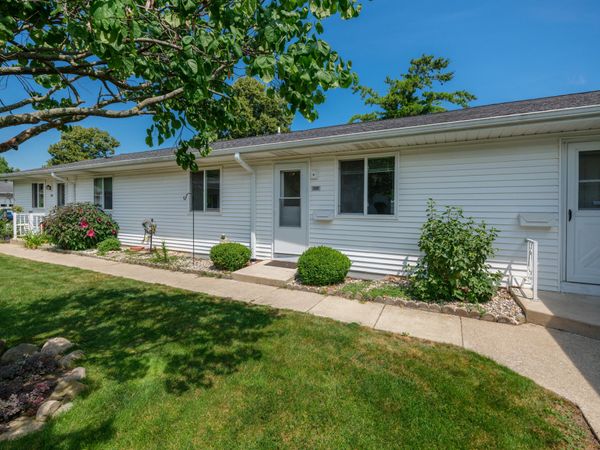 5005 Green Meadow Road, Kalamazoo, MI 49009