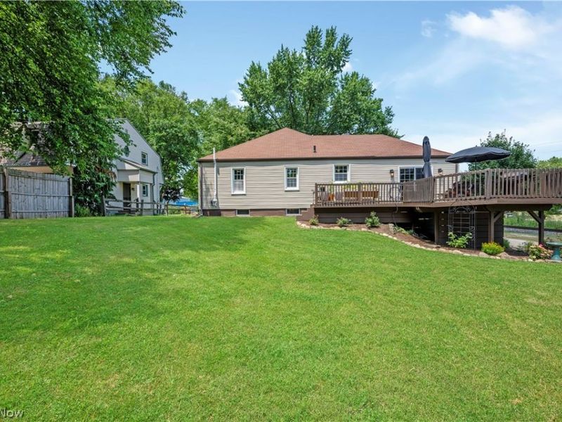 8130 Navarre Road SW, Massillon, OH 44646 Photo 32