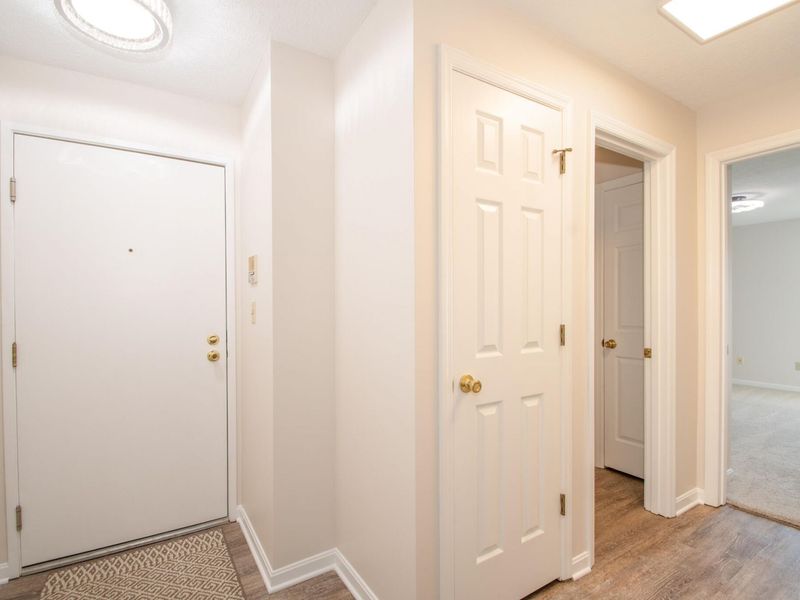 32 Highland Meadows Circle, Unit 11, Highland Heights, KY 41076 Photo 2