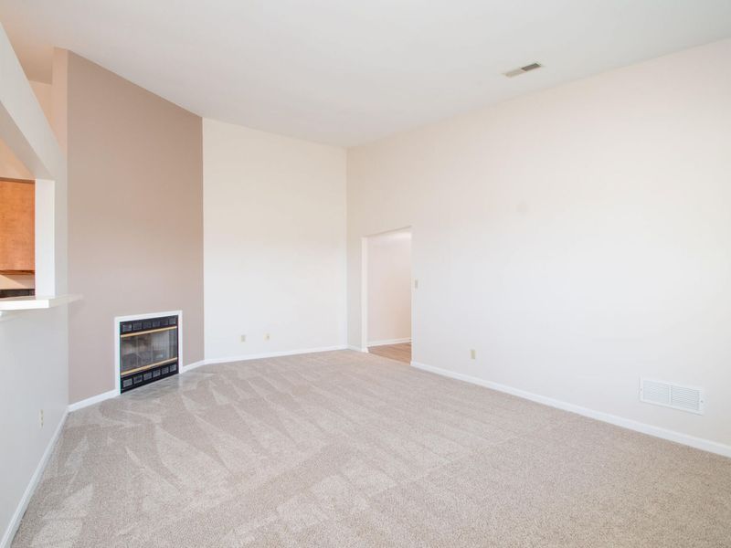 32 Highland Meadows Circle, Unit 11, Highland Heights, KY 41076 Photo 5