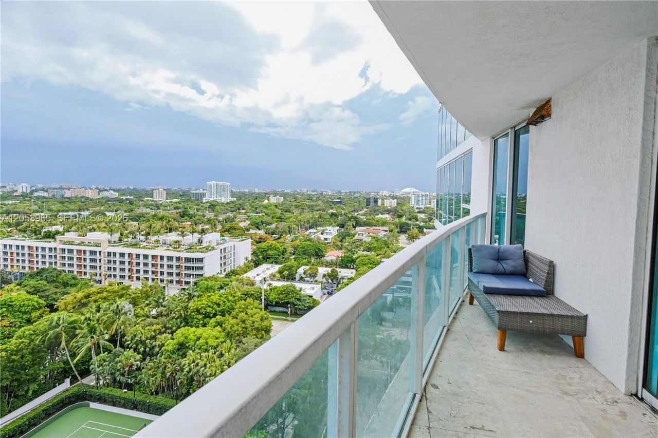 2101 Brickell Ave, Unit 1611, Miami, FL 33129 Photo