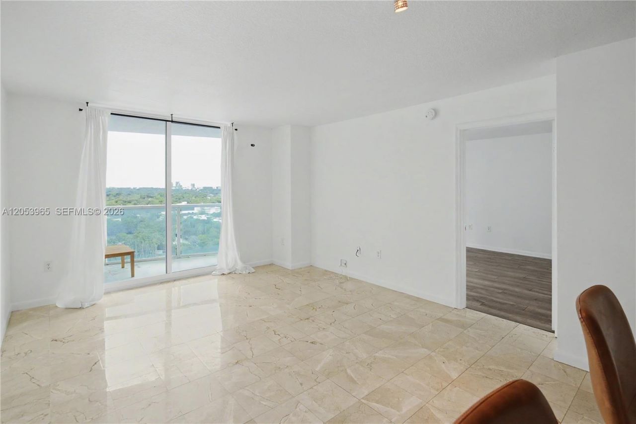 2101 Brickell Ave, Unit 1611, Miami, FL 33129 Photo