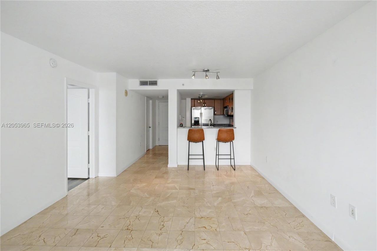2101 Brickell Ave, Unit 1611, Miami, FL 33129 Photo