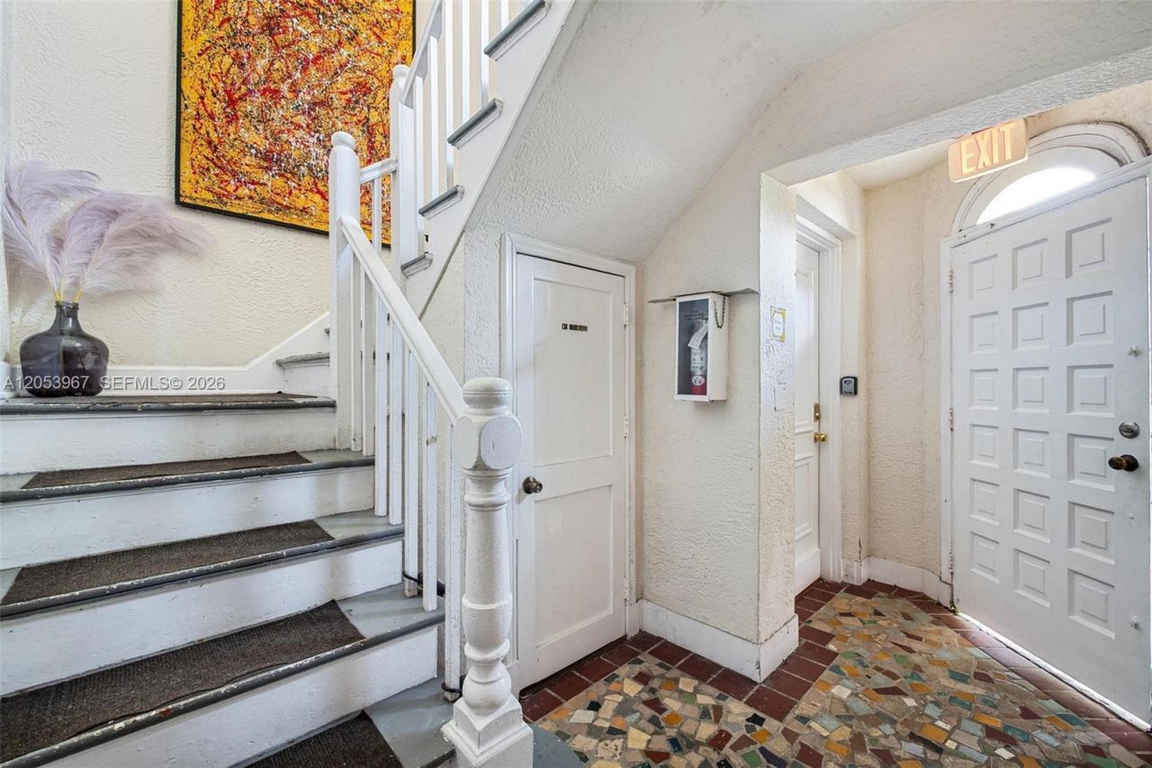 39 Sidonia Ave , Unit 2, Coral Gables, FL 33134 Photo