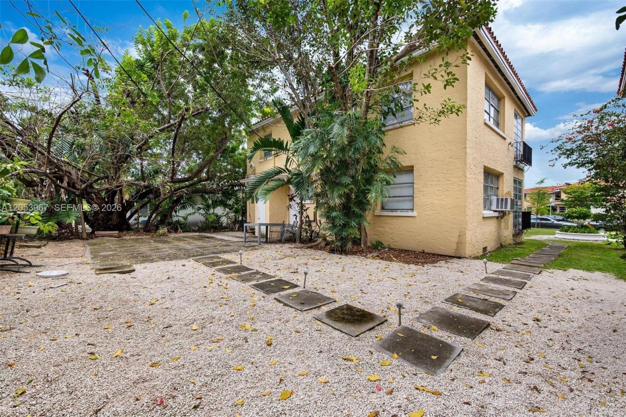 39 Sidonia Ave , Unit 2, Coral Gables, FL 33134 Photo