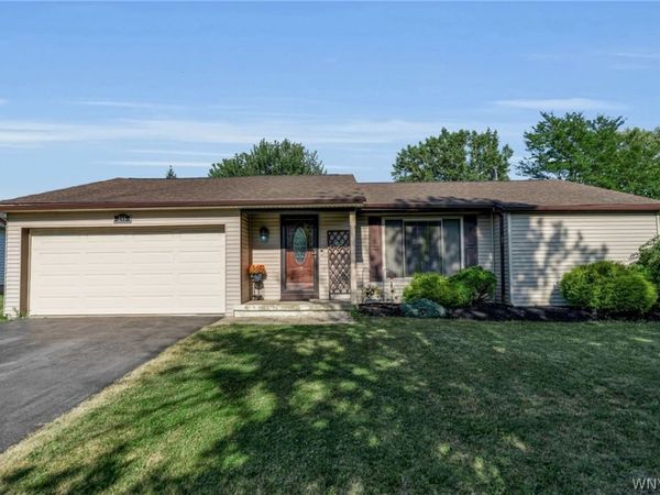 255 Warner Road, Lancaster, NY 14086