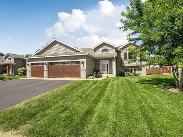 24457 17th Avenue , Saint Augusta, MN 56301