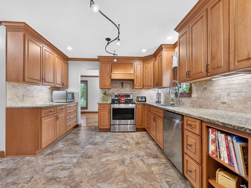 6565 Duffy Road, Delaware, OH 43015 Photo 28