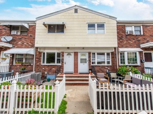 34 Waldo Ave, Jersey, NJ 07306