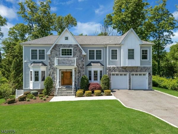 16 Exeter Rd, Millburn, NJ 07078