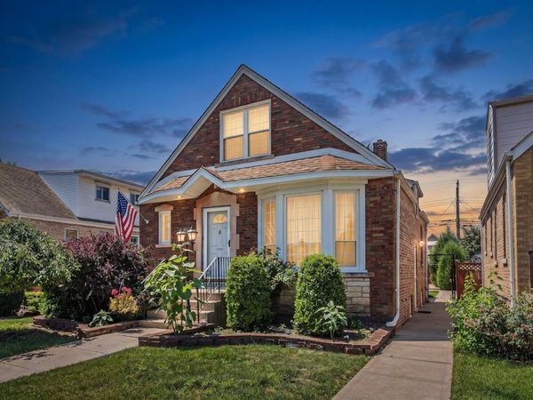 3448 N Oleander Avenue , Chicago, IL 60634