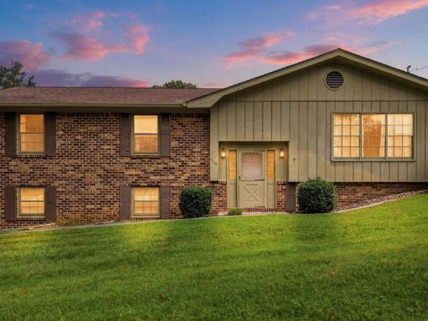 3945 Bow Street NE, Cleveland, TN 37312