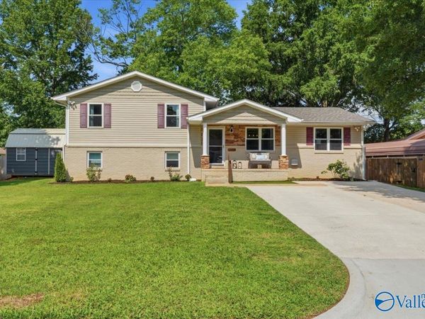 11028 Crestfield Drive SE, Huntsville, AL 35803